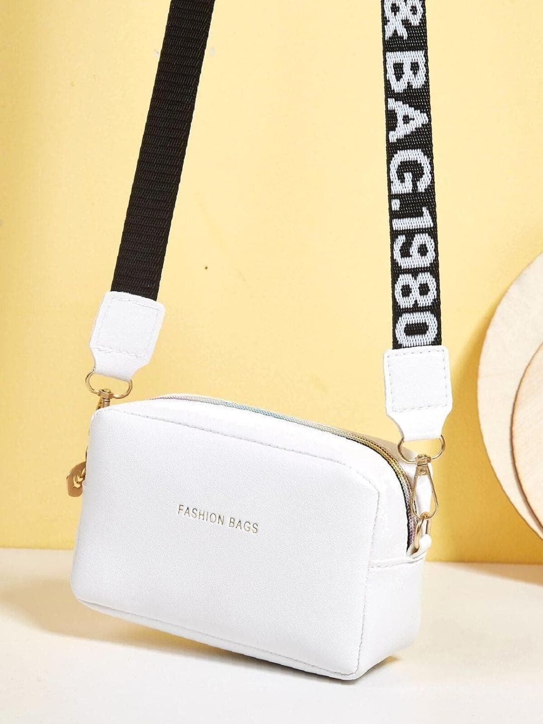 Chic White PU Leather Crossbody Bag for Girls - Minimalist Design
